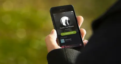 WAARSCHUWING: gebruik jij Spotify? Pas dan op voor deze virusadvertenties! Help mee met waarschuwen en deel svp!