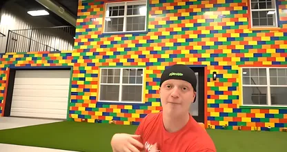 Binnen in het verbluffende LEGO landhuis - Je zult niet geloven dat het echt is!