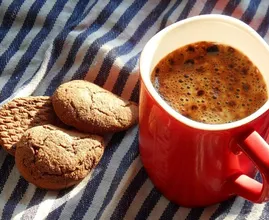 Gib Koffein, Zucker und Alkohol auf und freu dich auf diese Veränderungen in deinem Körper!