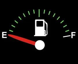 Waarom je meteen moet tanken wanneer je tank nog maar voor een kwart gevuld is