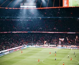Oranjefans kopen toch nog een kaartje voor de kwartfinale