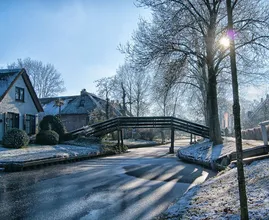 Komt na een bloedhete zomer een ijskoude winter? Zo zit het