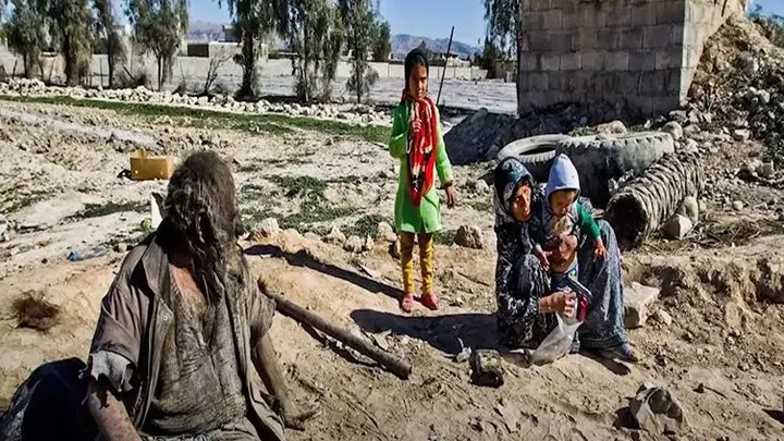 Ewww! This Man Hasn’t Taken A Bath In 65 Years