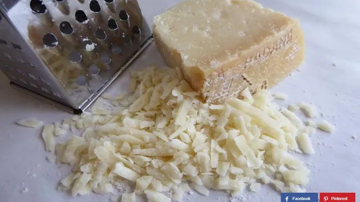 Dieses virale Video zeigt, dass wir Käse immer falsch gerieben haben.