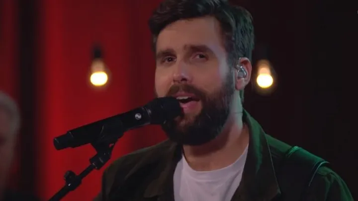 Wauw: Nick Schilder showt nieuwe look op Instagram