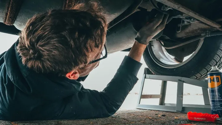 5 seintjes van je auto die je nooit moet negeren