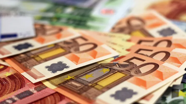 Jonas biecht op: 'Mijn vriendin won 30.000 euro in het casino en gaf alles uit'
