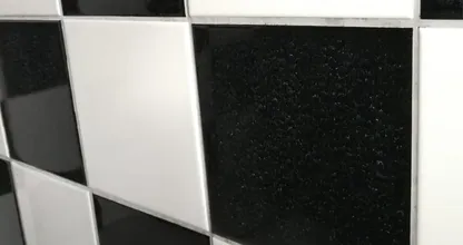 This is how you can easily clean your bathroom tiles and grout