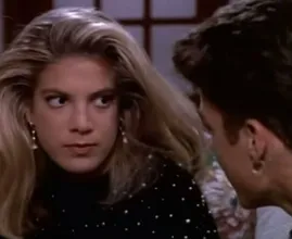 Zo ziet de lieve Donna Martin uit Beverly Hills 90210 er nu uit