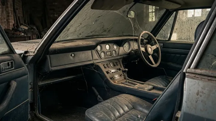 Raro achado em celeiro: este carro revolucionário está de volta após 30 anos de inatividade!