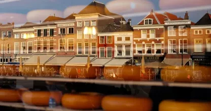 Rijtjeshuis in Amsterdam vs. Drenthe: een verschil van 1,2 miljoen euro