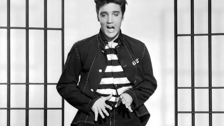 Der Enkel von Elvis Presley sieht genau so aus wie sein Großvater!