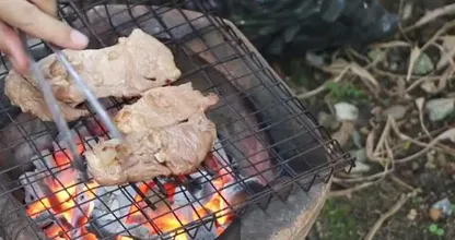Keine Grillzange parat? Grilltipps vom Profi? Diese Tricks werden dir gefallen