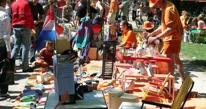 Handig: met deze tips verkoop jij met Koningsdag al je spullen op de vrijmarkt