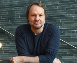 Woede onder de Top 2000-luisteraars door actie radio-dj Rob Stenders