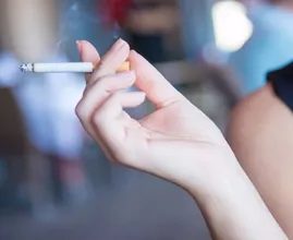 Want to stop smoking? This little trick will make it a lot easier!