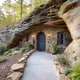 Diese 78-Jährige ließ ihr Traumhaus in einer Höhle bauen - aber das Innere sieht nicht so aus, wie man es erwarten würde