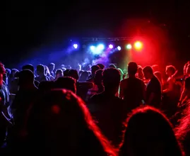 De politie gaat komend weekend niet handhaven in het nachtleven