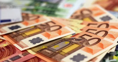 Jonas biecht op: 'Mijn vriendin won 30.000 euro in het casino en gaf alles uit'