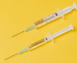 5 veelgestelde vragen over de periode na je coronavaccinatie 