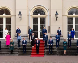 Peiling: historisch laag vertrouwen in de politiek