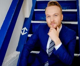 Arjen Lubach stopt met succesformule Zondag met Lubach