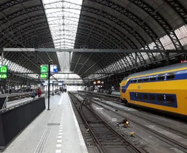 NS gaat experimenteren met goedkopere reizen buiten de spits