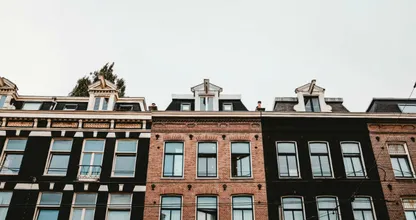 Deze kamer in Amsterdam van 6 vierkante meter kost 878 euro per maand