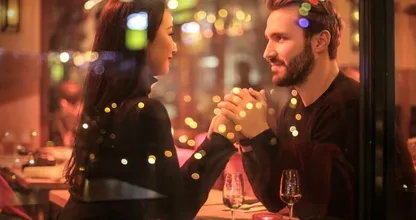 De nieuwste datingtrend op social media: geen 'ghosting' maar 'orbiting'