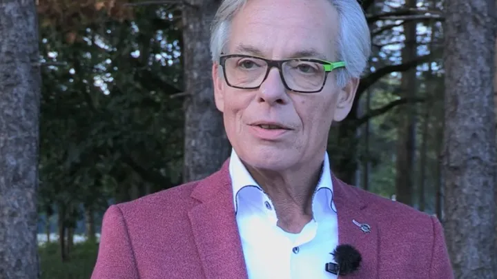 Utopia-bewoners brengen eerbetoon aan overleden Cees