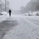 Wie man im Winter auf glatten Straßen sicher unterwegs ist
