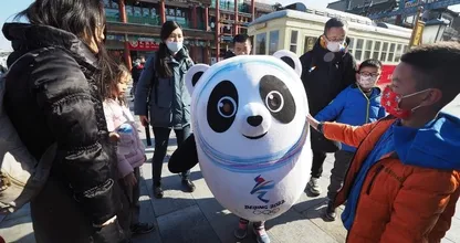 Waarom Olympische sporters geen medaille, maar een pandaknuffel krijgen