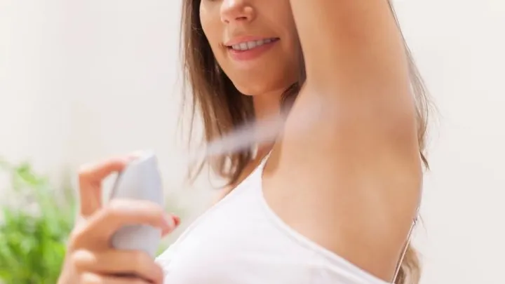 Aha: dit is het verschil tussen deodorant en anti-transpirant