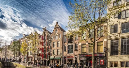 Gemeenten willen binnenkort voorkomen dat woningbeleggers nog meer huizen kopen