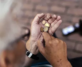 Economie diep in de put: hoge inflatie, toenemende armoede en groei remt