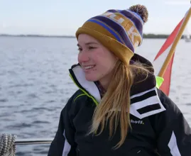 Zeilmeisje Laura Dekker (23) is moeder geworden