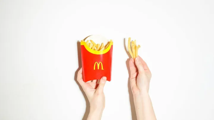 Vanaf vandaag te koop: limited edition McDonald's-fritessaus