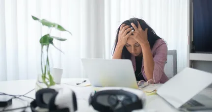 Aan deze signalen merk je dat je onbewust heel veel stress hebt