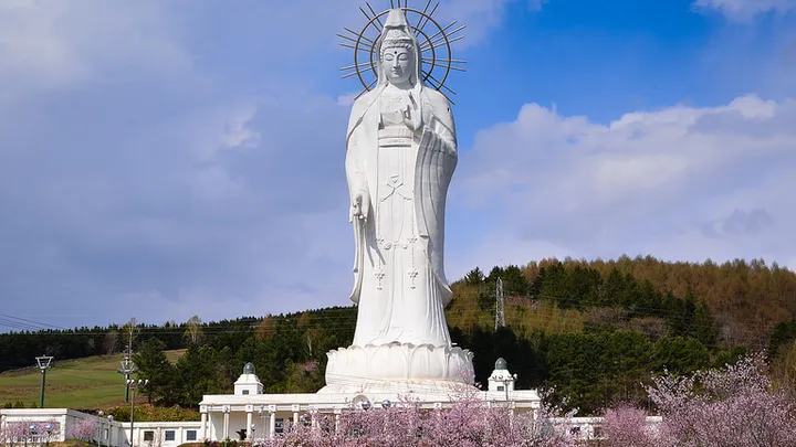 The Largest Statues Found Around The World