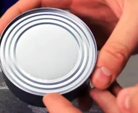 Vous pouvez facilement ouvrir toutes les boîtes de conserve, sans utiliser d'ouvre-boîtes !