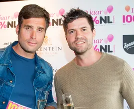 Management Nick en Simon reageert op uit elkaar-geruchten.