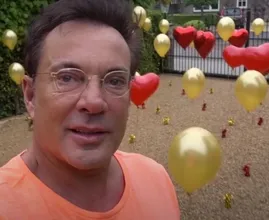 Gerard Joling laat hilarische TikTok-blunder zien