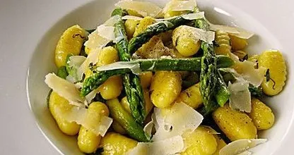 Spagel, Gnocchi mit Kräuterpesto! Sowas von lecker! Das solltest du einmal probiert haben!
