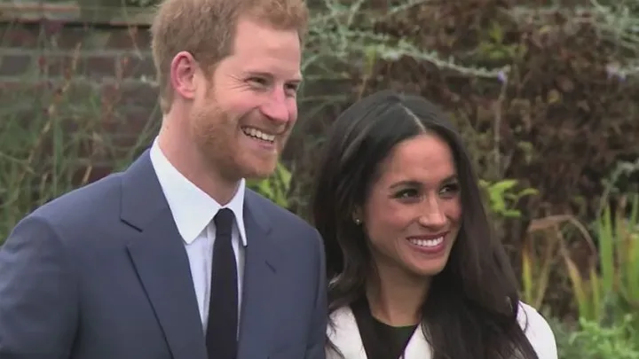 Harry and Meghan share a very unusual moment and the whole world melts