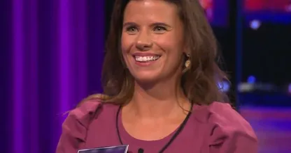 Stewardess Sonna kent hoofdsteden niet in spelprogramma The Floor