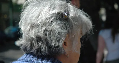 Warum werden die Haare im Alter eigentlich grau?