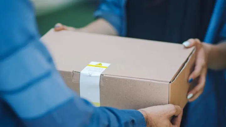 PostNL verhoogt tarieven: dit kost het versturen van een pakketje in 2020