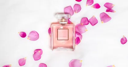 This is why your perfume says more about your personality than you think