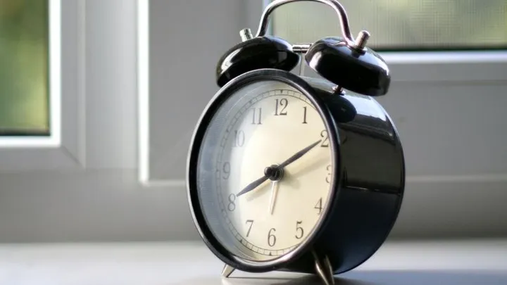 Word je wakker en kan je dan niet meer slapen? Doe deze dingen vooral níet!