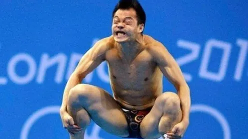 Fotos divertidas de deportes que fueron tomadas en el momento justo
